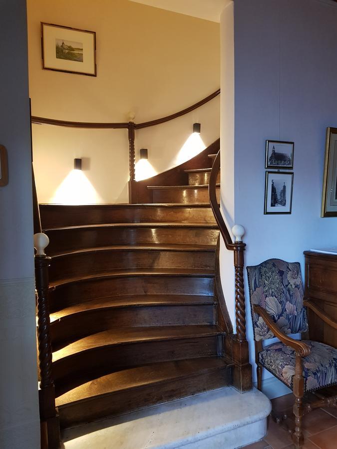 Logis - Chateau De La Motte - Hotel & Restaurant Liessies エクステリア 写真