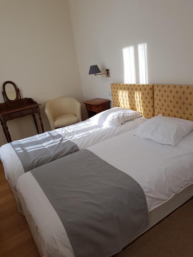 Logis - Chateau De La Motte - Hotel & Restaurant Liessies エクステリア 写真